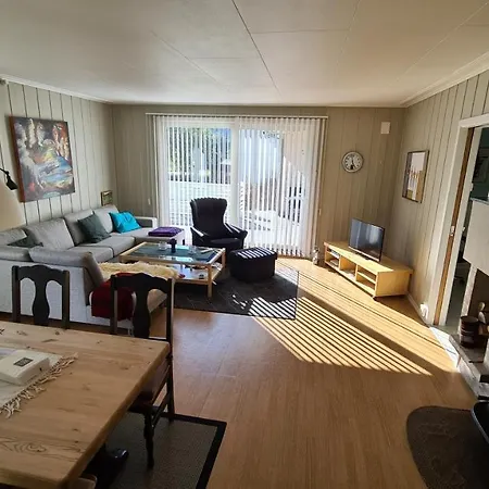 Gjestgiverier Trolltunga Odda