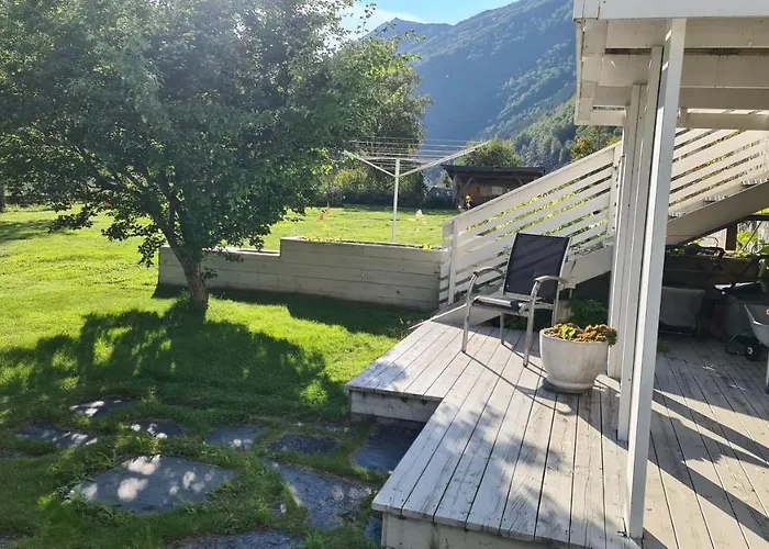 Pensjonat Trolltunga Odda